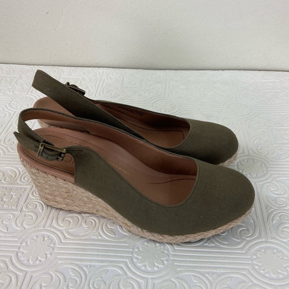 Vionic Green Espadrille Wedge Slingback Sandals Women’s Heels Summer Vacation